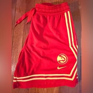NBA Red Dri-FIT Shorts, Atlanta Hawks, Men’s size Large